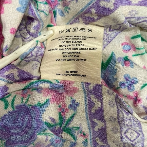 Spell Mary Kate UT Babushka Gown, Size Medium - Picture 8 of 9